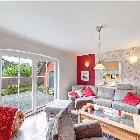 펜션 Stubbenfelde, Reetdachhaus Seeblick *