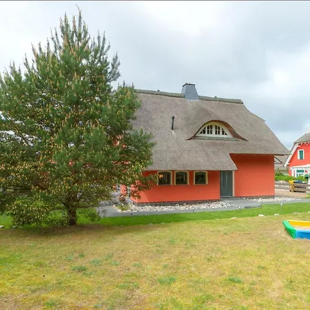 펜션 Stubbenfelde, Reetdachhaus Seeblick