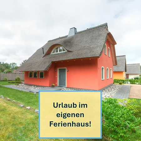Stubbenfelde, Reetdachhaus Seeblick Tatil Evi